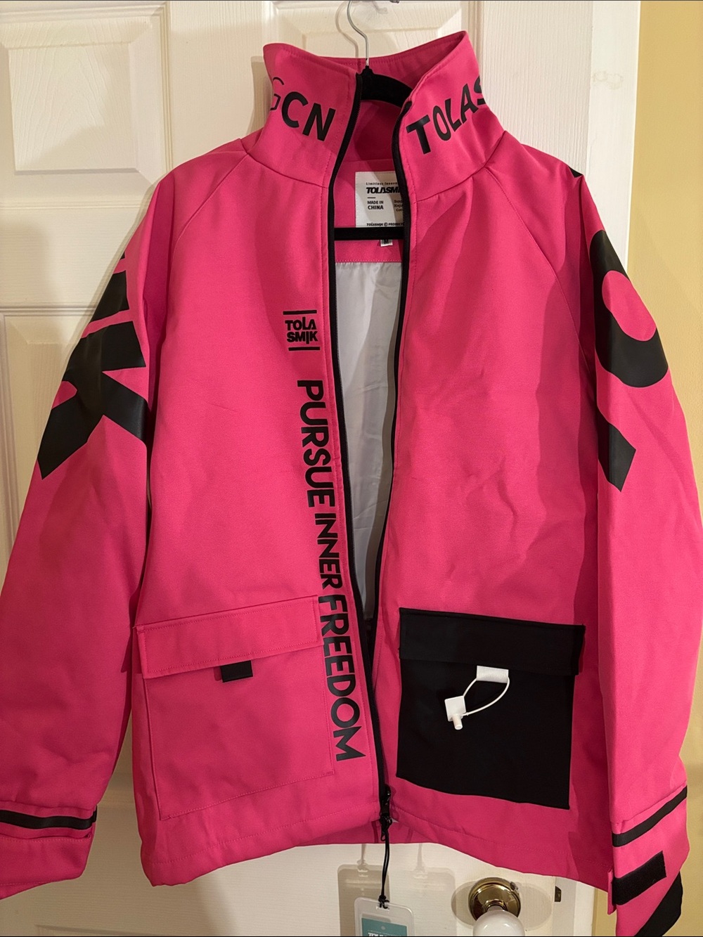 Snow Ski Pink Graphic Jacket